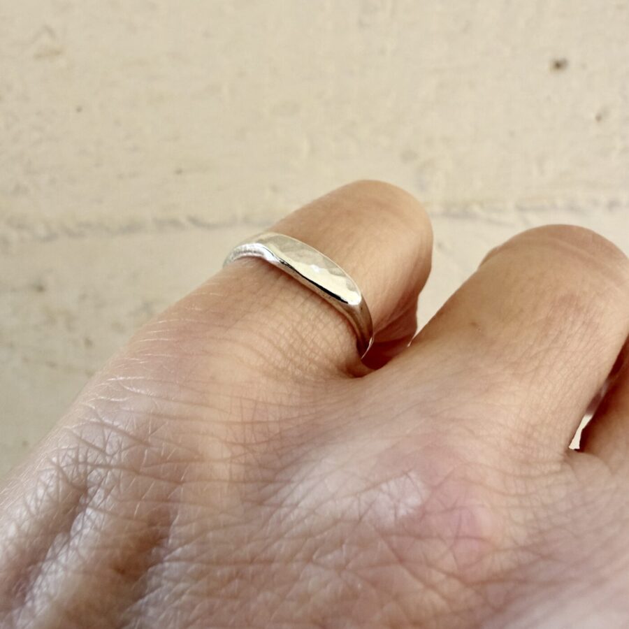 Little Hammered Silver Ring - Signet Σφυρήλατο Δαχτυλίδι Ασήμι 925