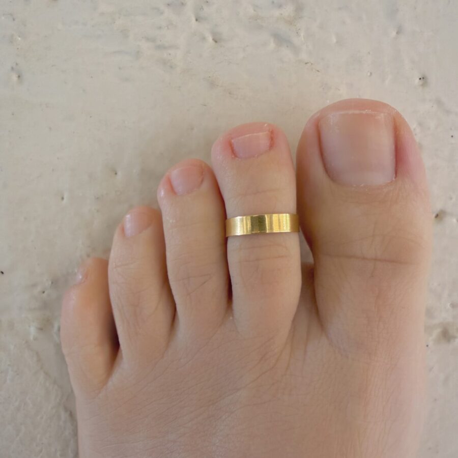 Wide Gold Toe Ring - Φαρδύ Χρυσό Δαχτυλίδι Ποδιού